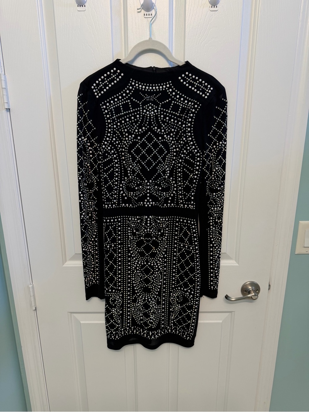 Xtaren Black Long-Sleeve Embellished Bodycon Dress